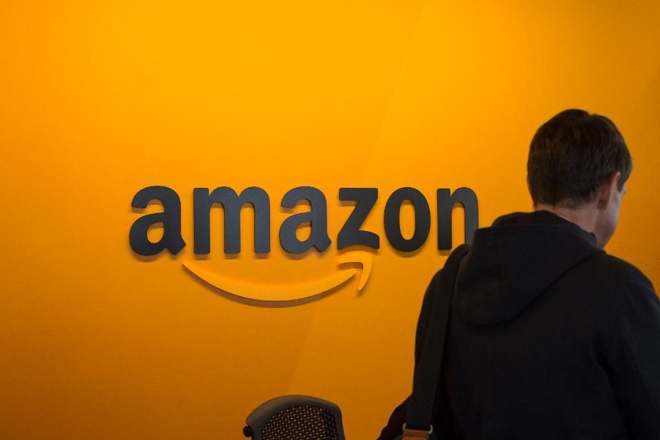 Amazon logo em sede