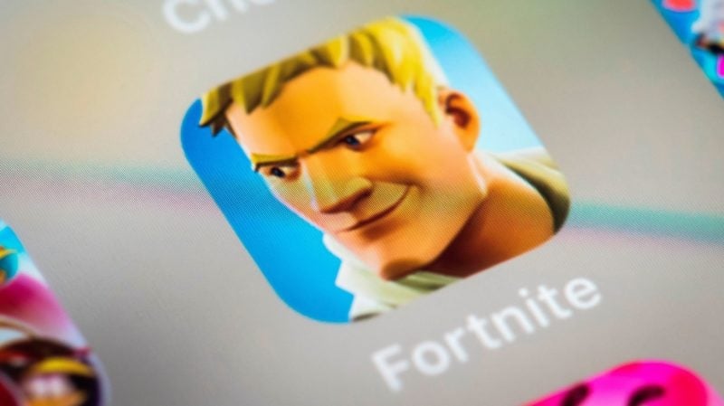 Fortnite app smartphone