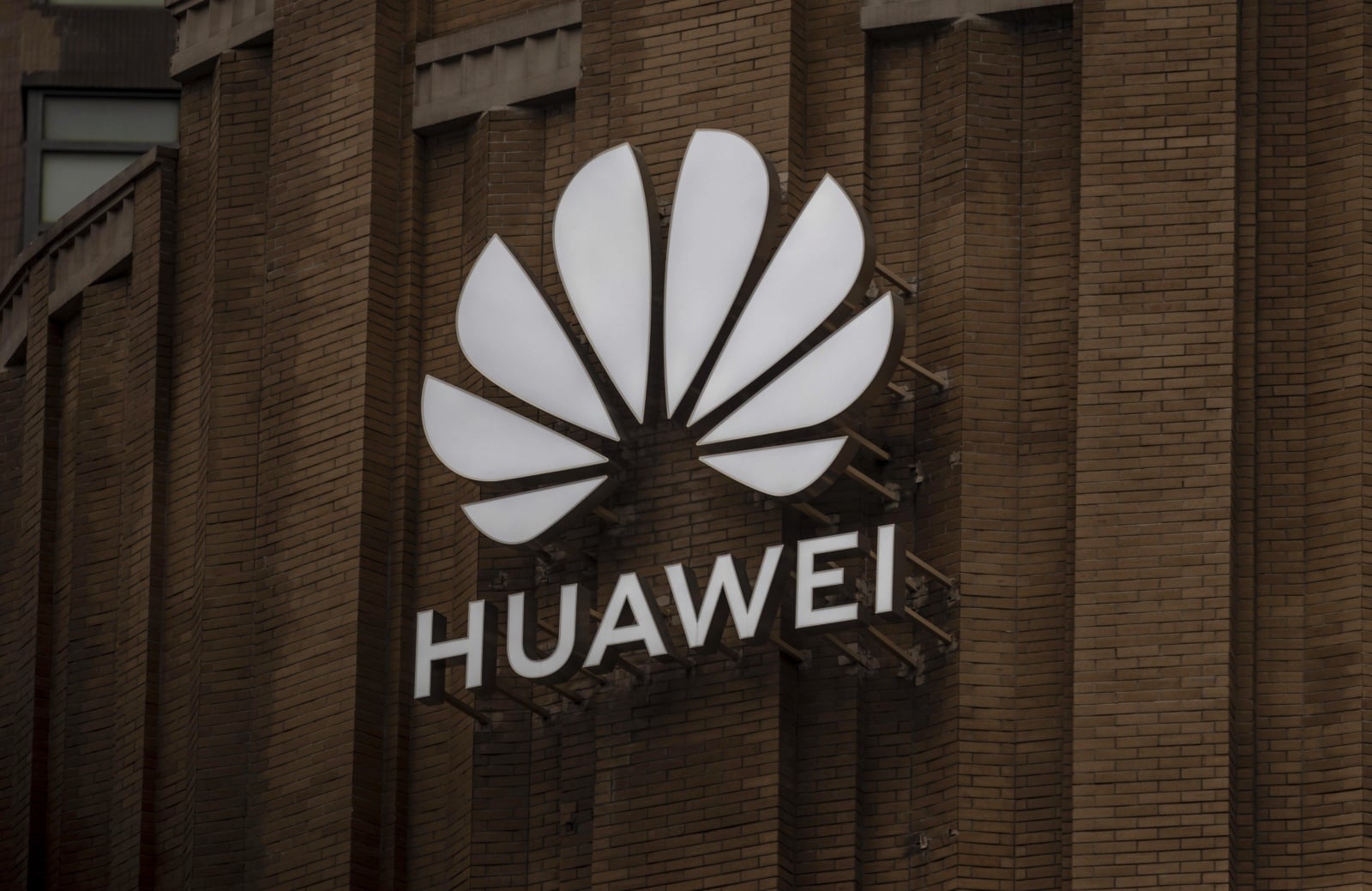 Huawei logo