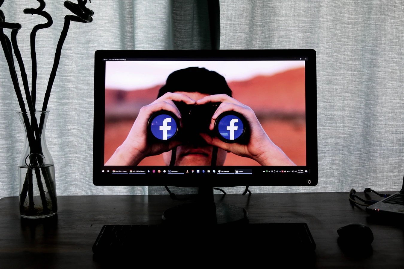Facebook a espiar no PC