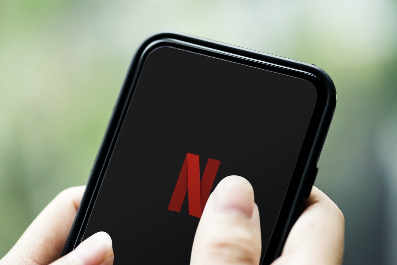 Netflix sobre smartphone