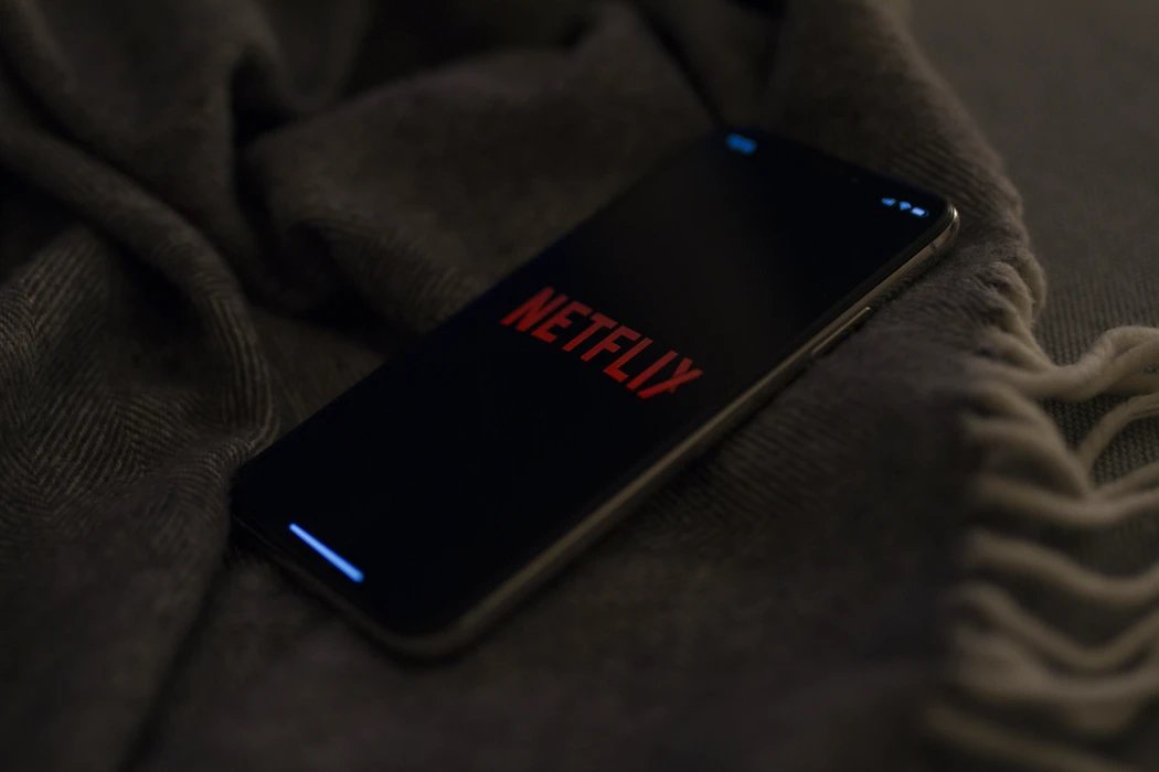 Netflix app em smartphone