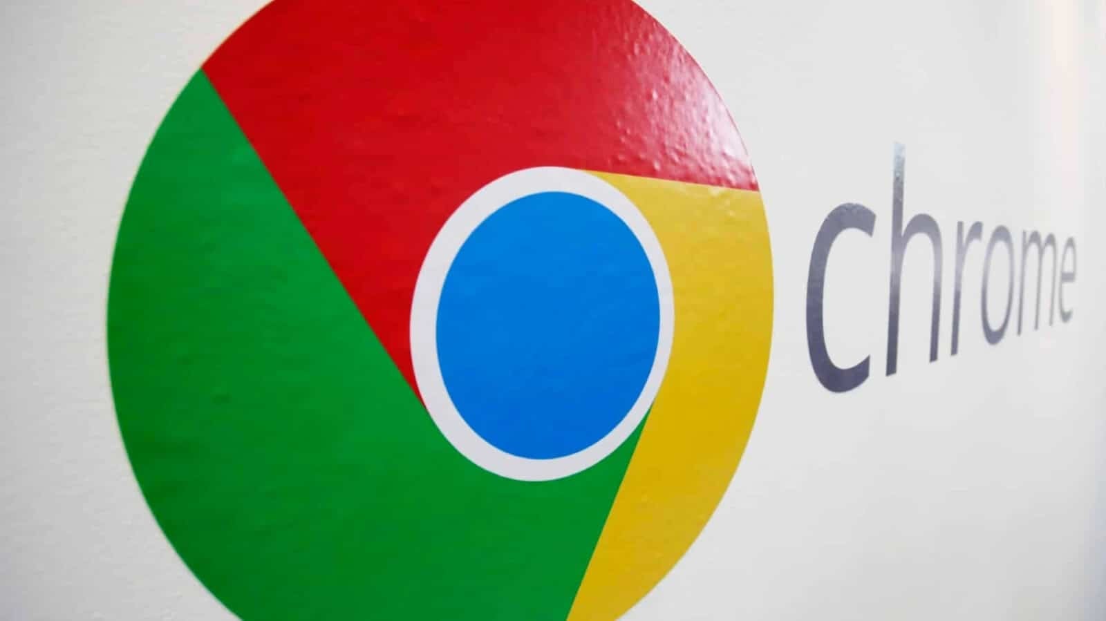 Google Chrome em parede logo