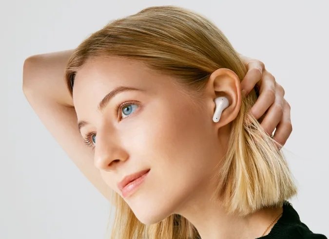 LG earbuds