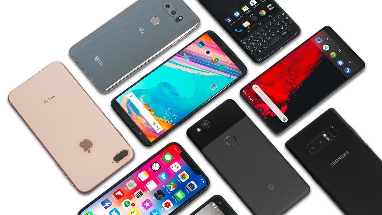 Smartphones no mercado e sobre a mesa