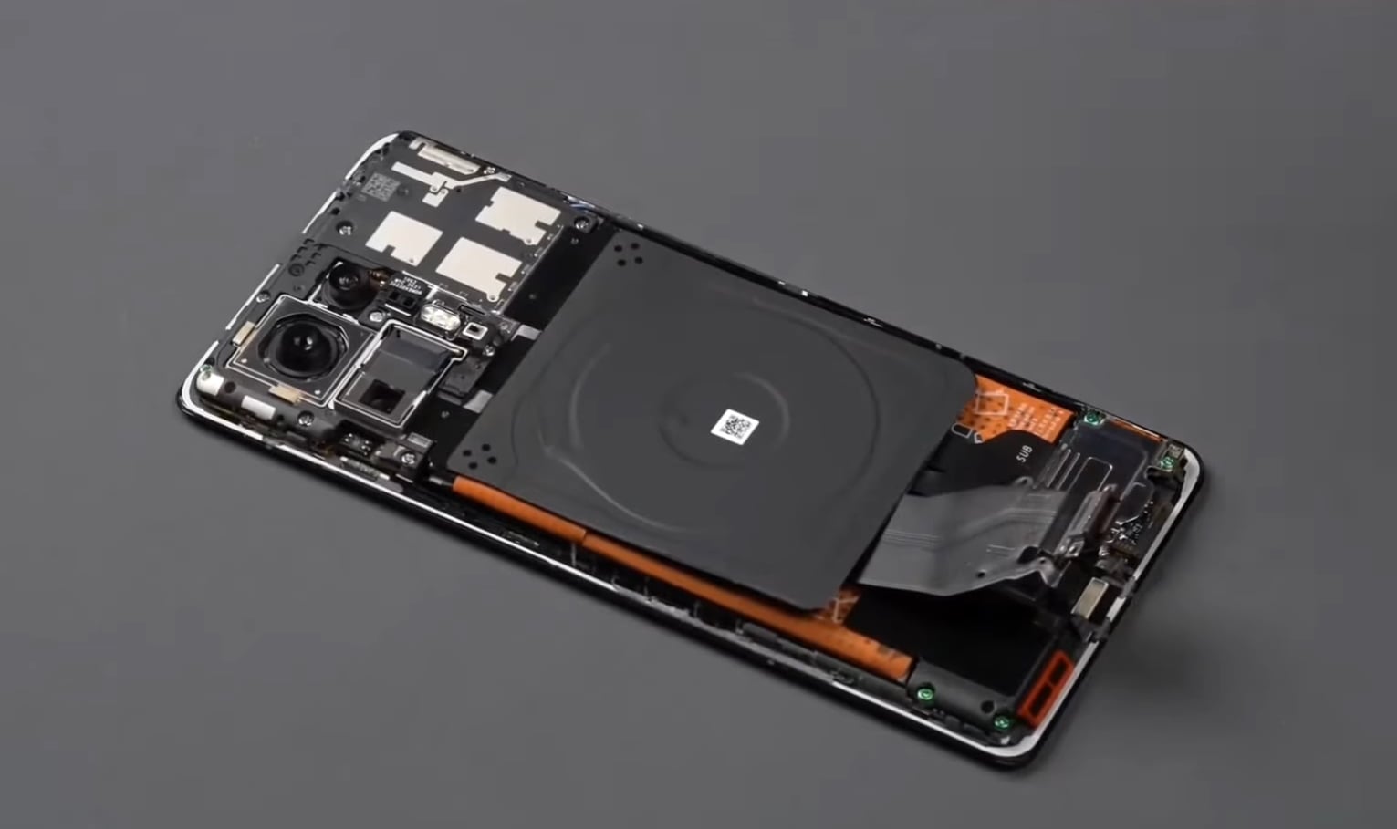 Xiaomi mi mix 4 no interior