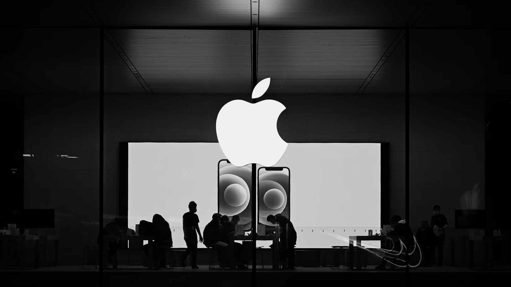 Apple logo em loja