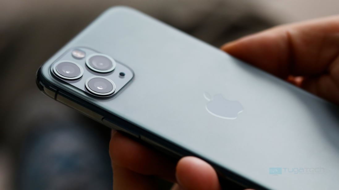 iPhone 13 câmara traseira