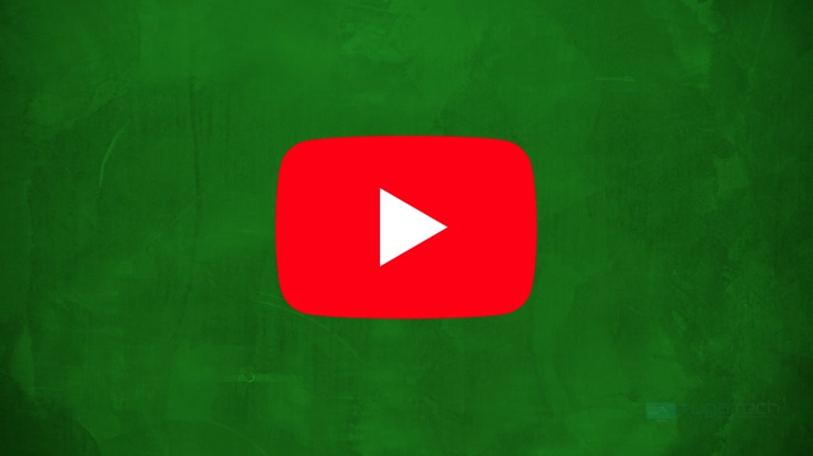 Logo do YouTube sobre fundo verde