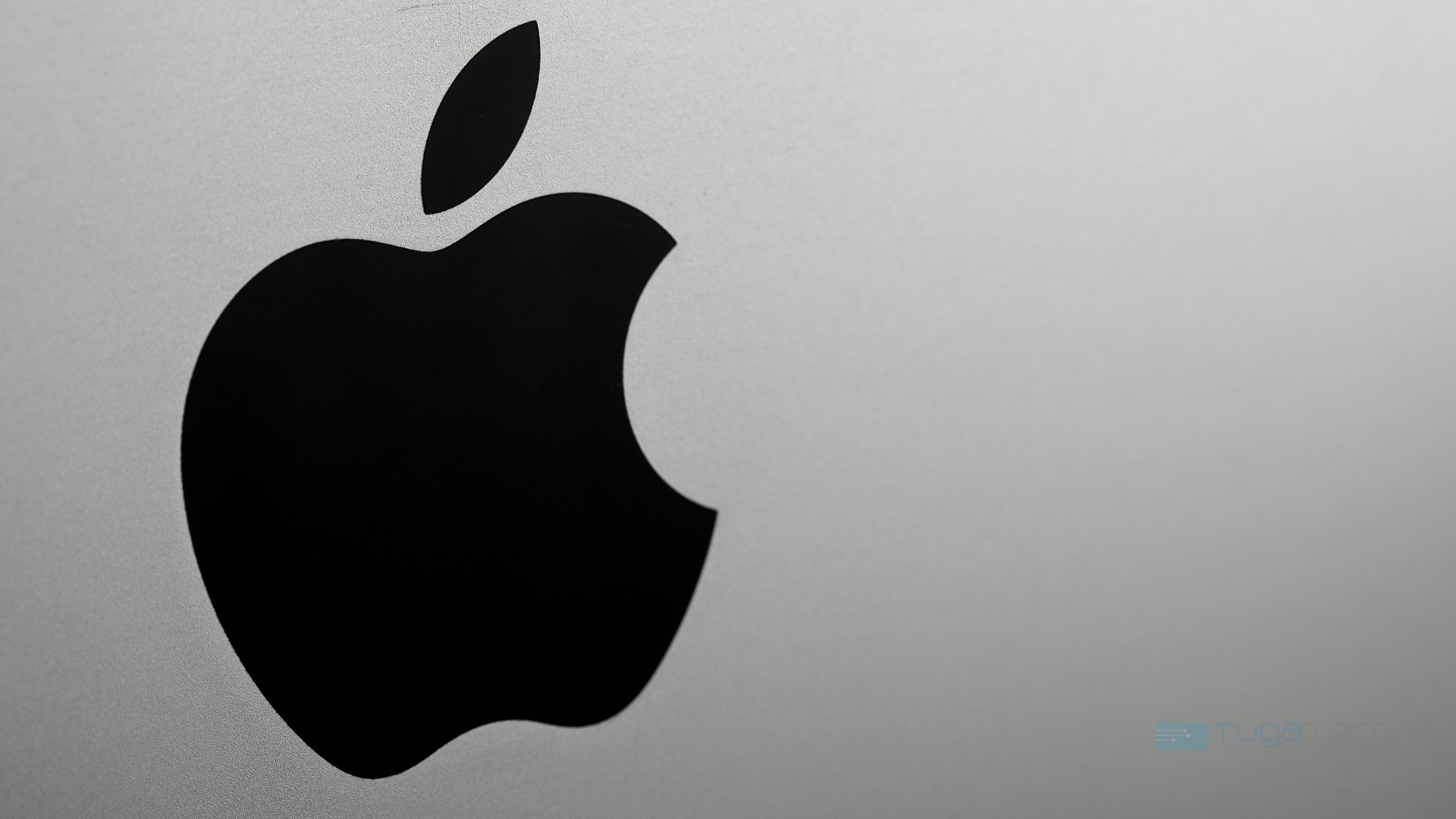 Logo da Apple em computador