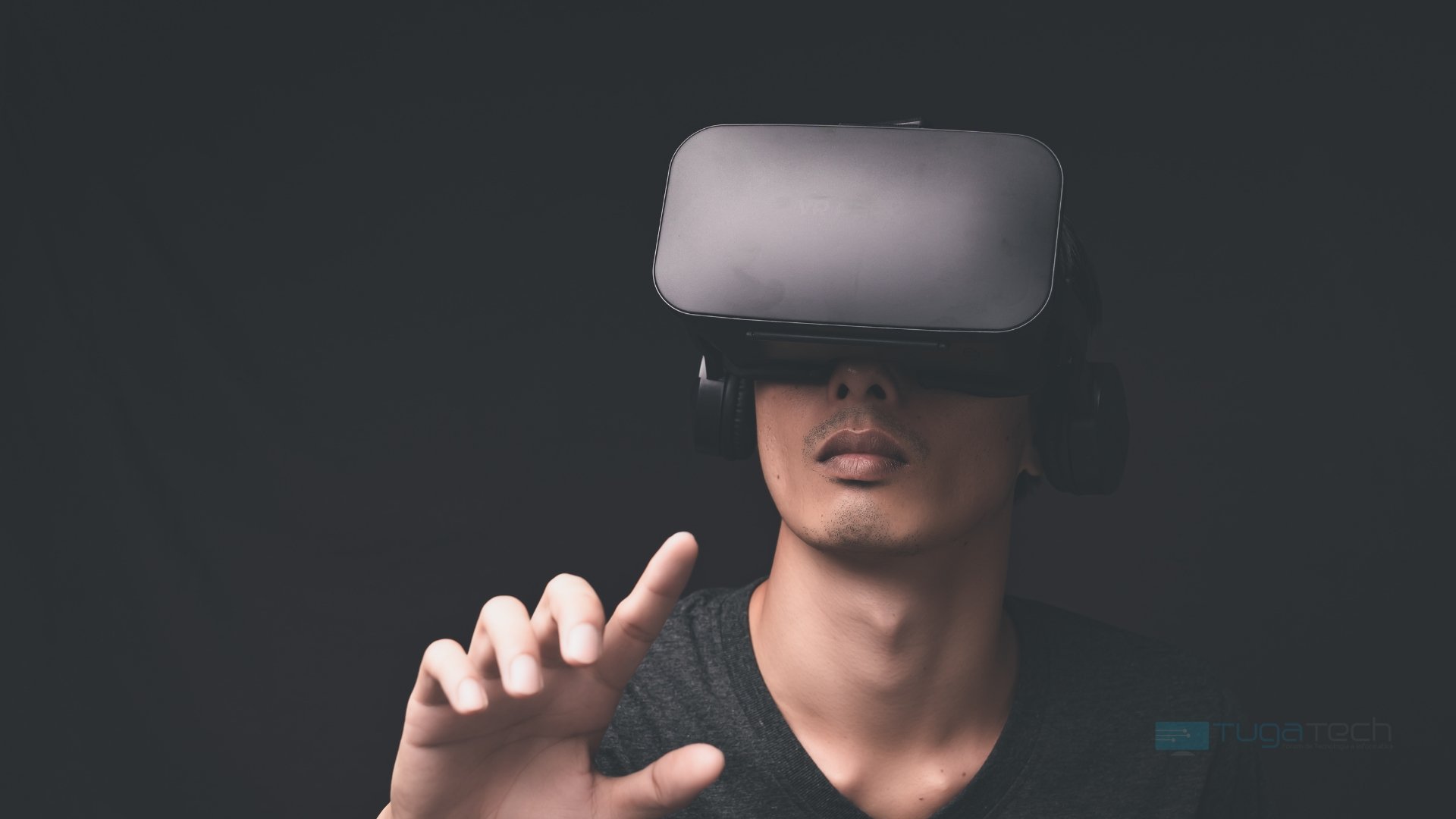 Metaverso com dispositivo de realidade virtual