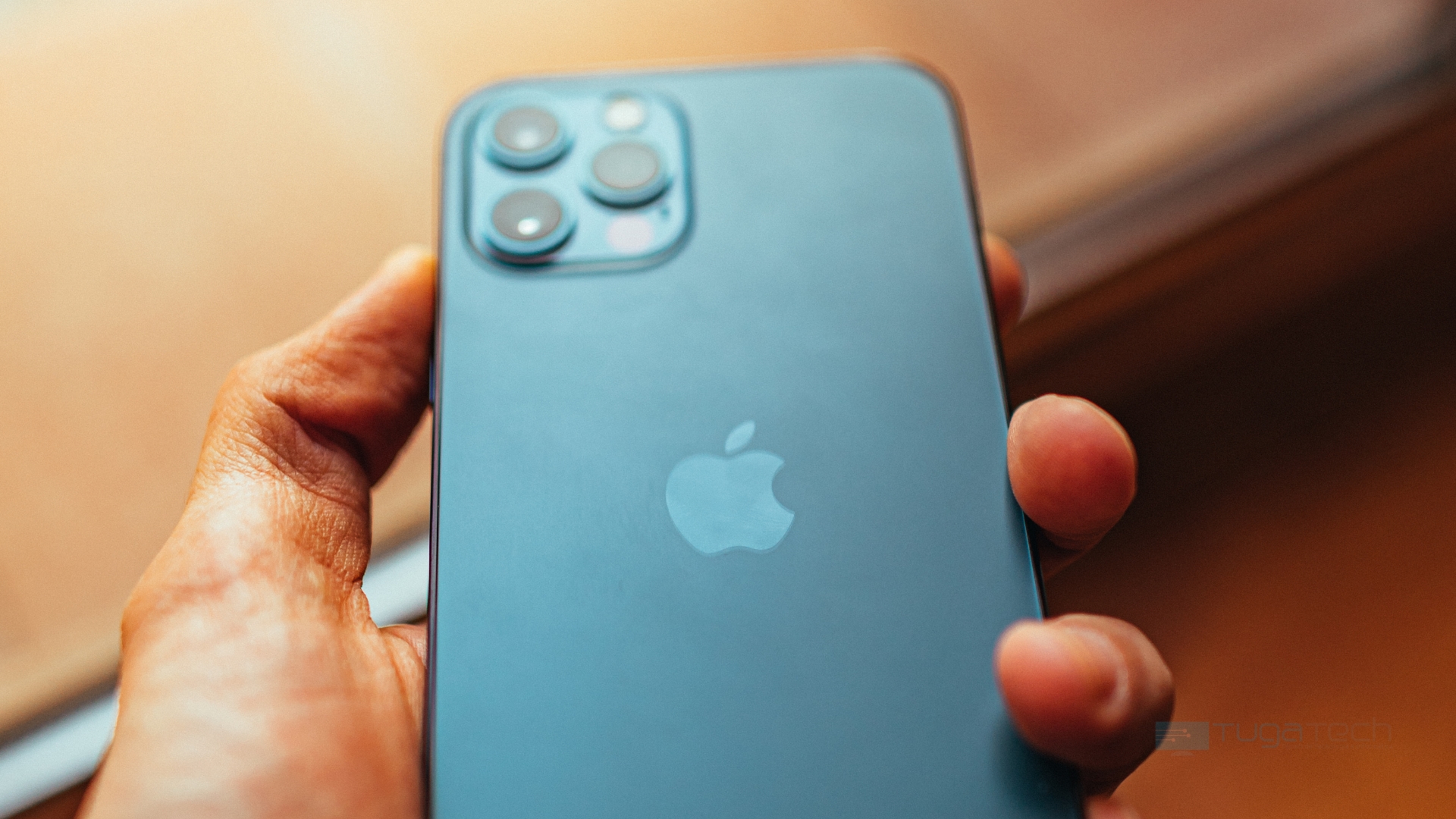 Apple iPhone a ser usado