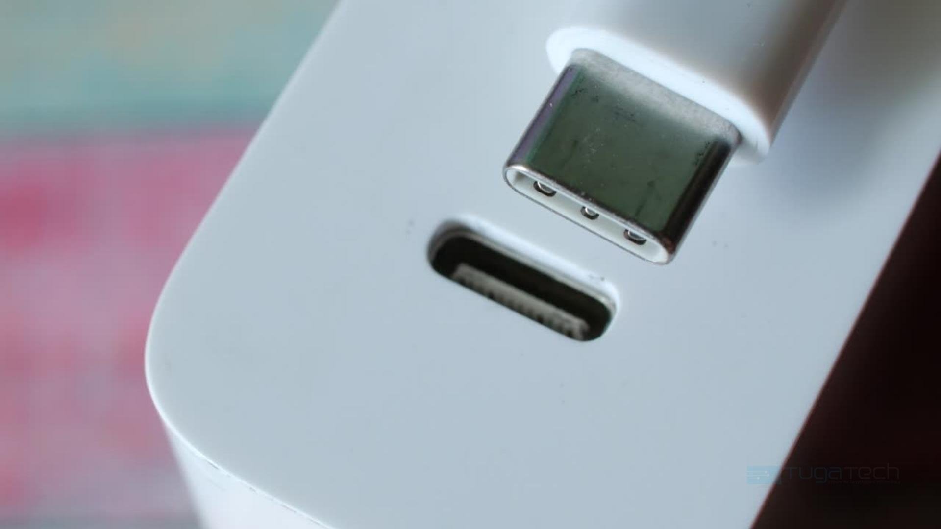 USB-C em carregador
