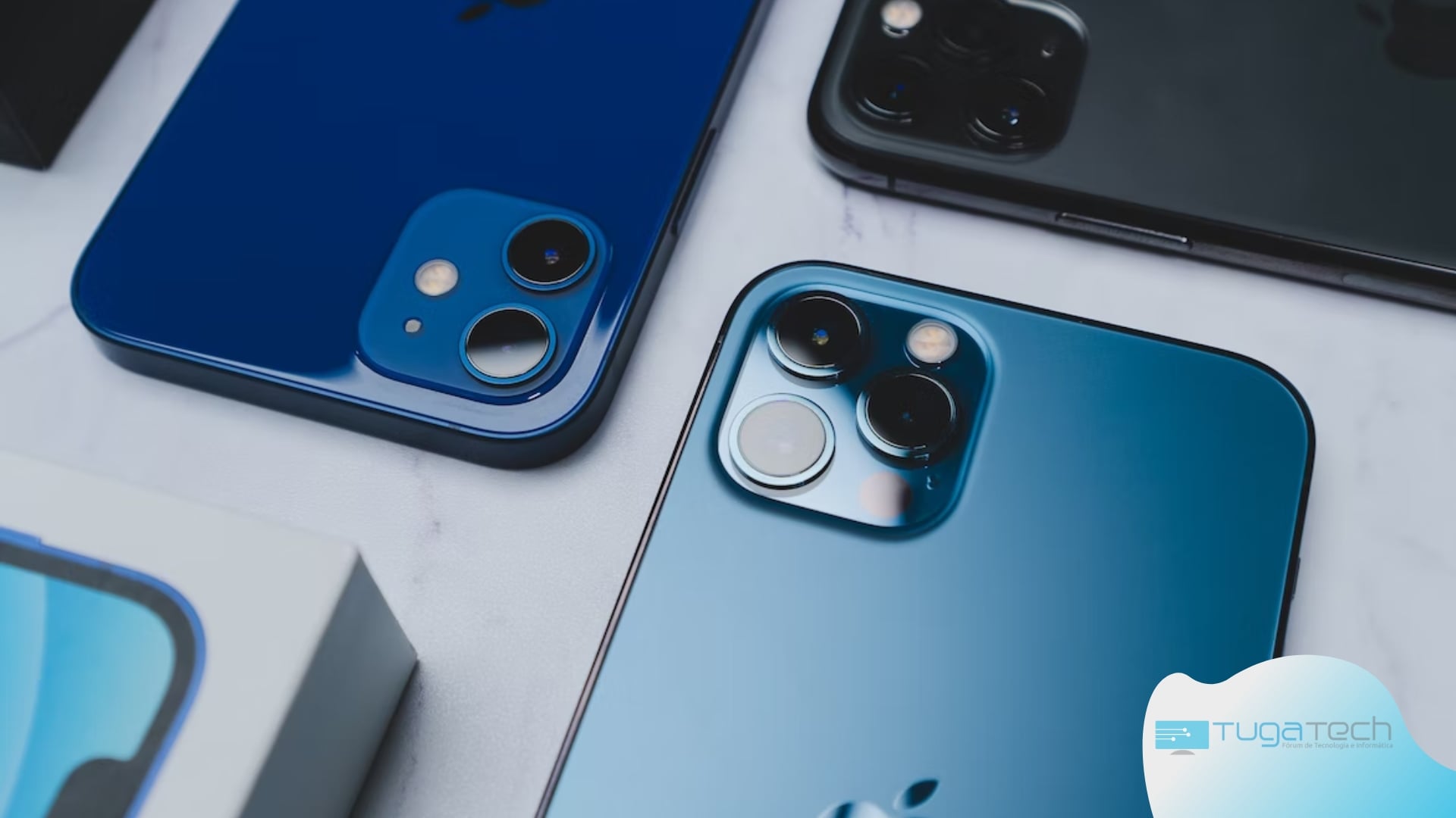 Apple iPhone sobre uma mesa